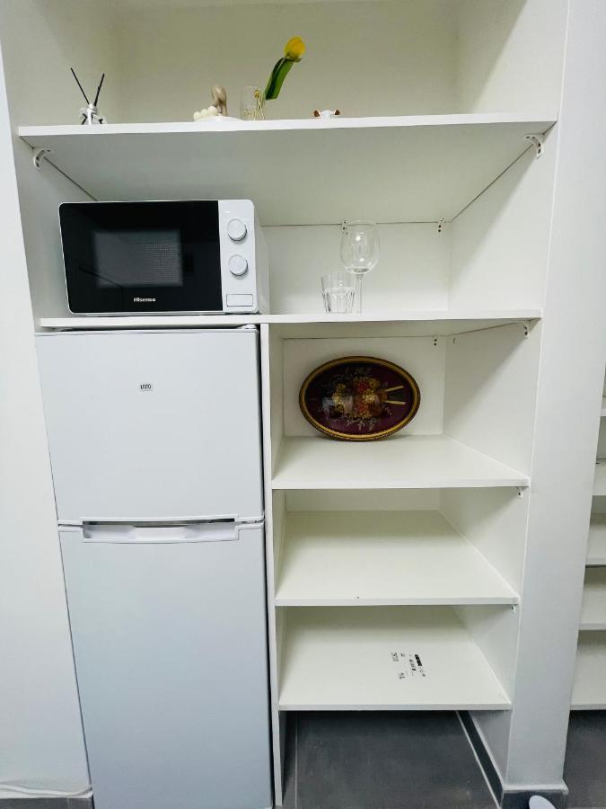 Dream Dwell Paris-Two Bedrooms Apart Near Gare Du Nord Bagian luar foto